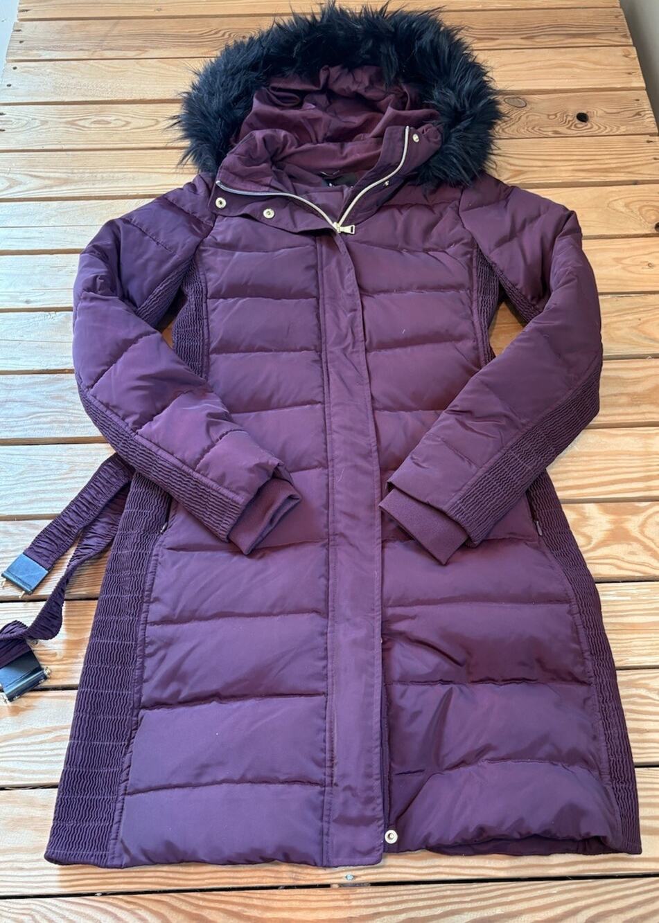 Express Women’s Faux fur hood full zip Long Puffer Parka Size S Purple M4